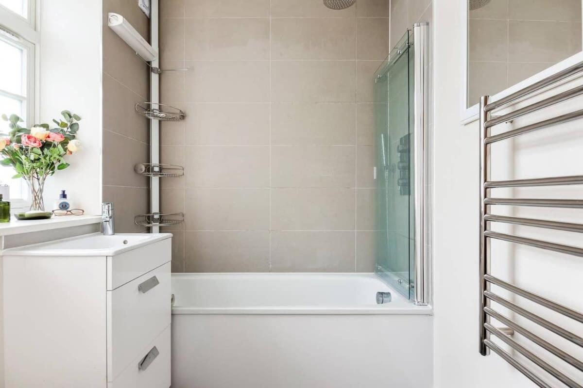 Large Luxury Studio In Heart Of Richmond Richmond  Exteriör bild